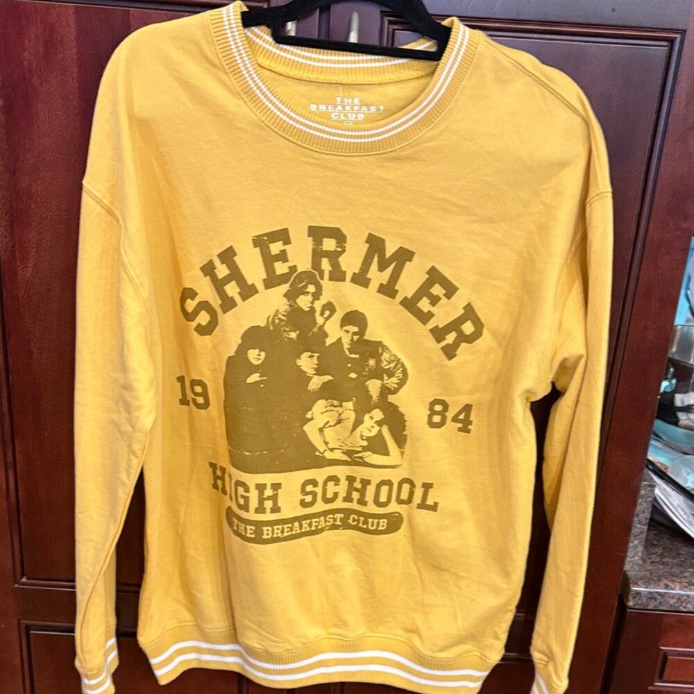 The Breakfast Club Brat Pack Shermer High School Sweatshirt Size L NWT - Picture 2 of 5